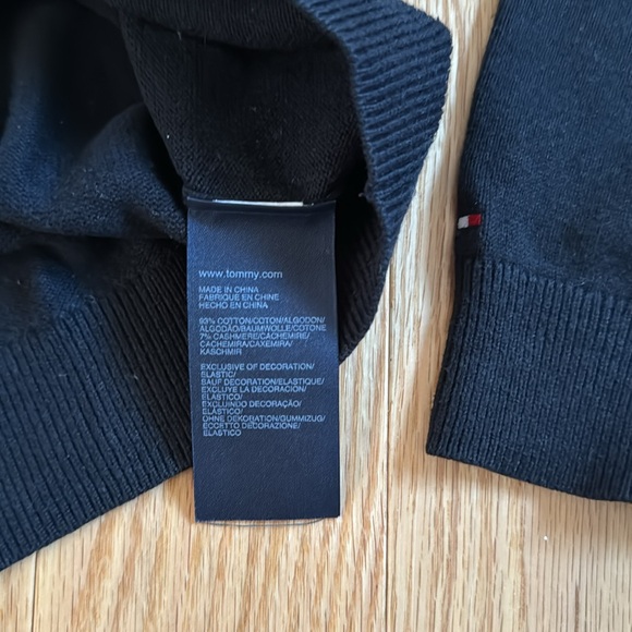 Tommy Hilfiger Cotton Blend Sweater - Picture 3 of 5